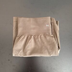 NVGTN Seamless Shorts - Olive